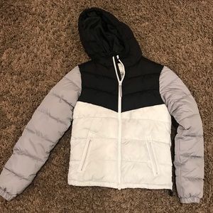 Aeropostale men or women’s  XS puffer jacket coat
